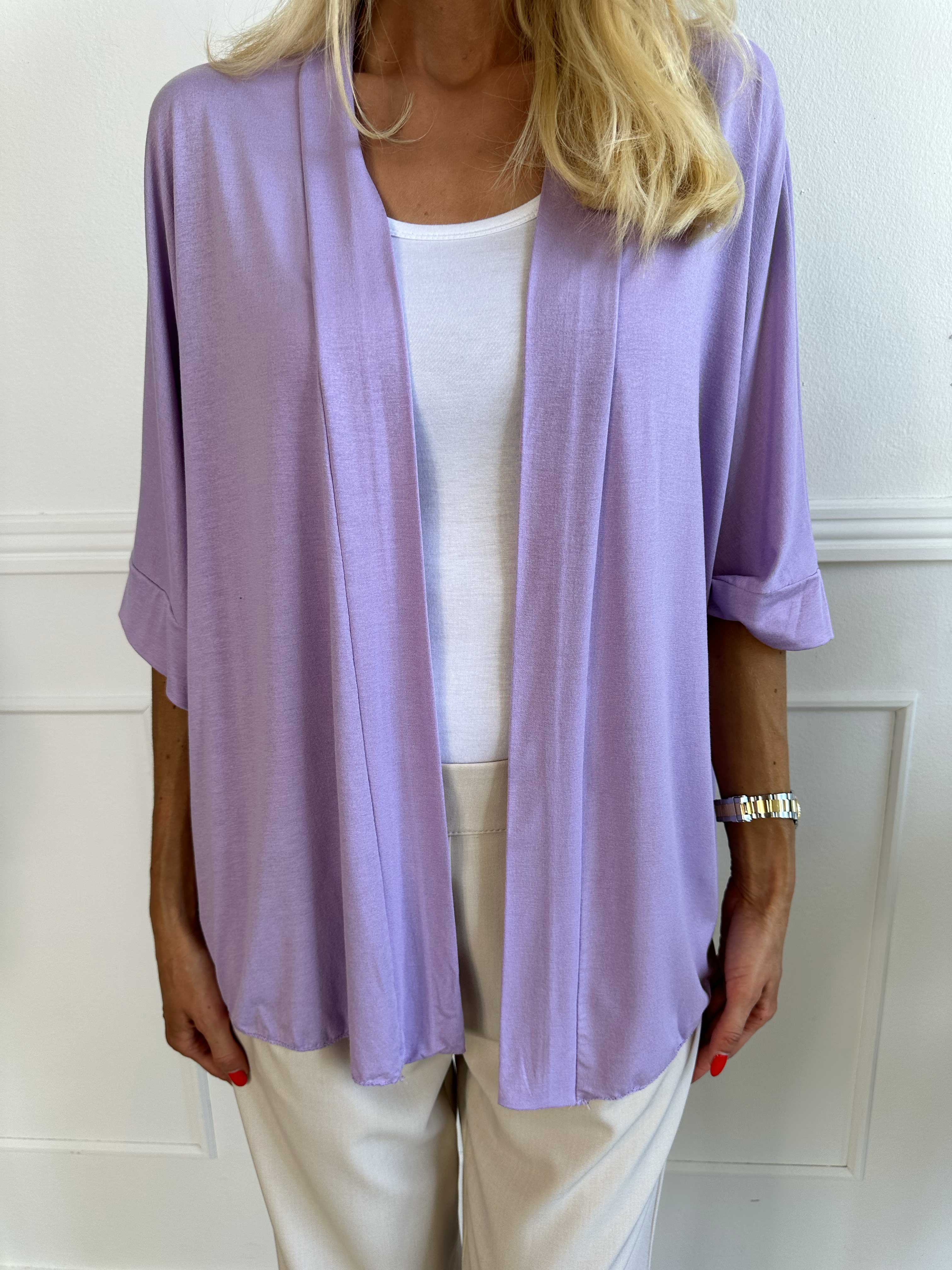 Mimi - Kort ensfarvet cardigan i viskose